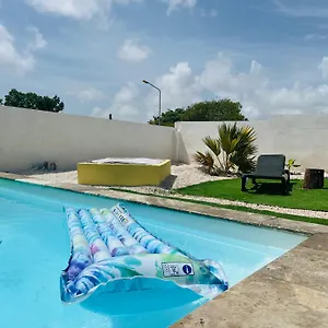 Bon Bini Kokolishi , Willemstad Curacao
